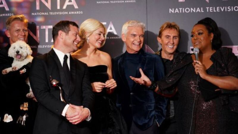This Morning’s Holly and Phil take home TV award after Queen's death criticism