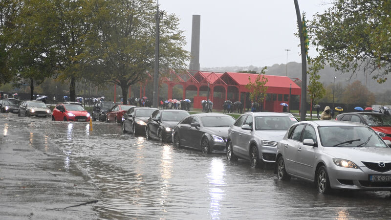 Downpours and flooding expected as status orange rain warning in place from tonight Downpours and flooding expected as status orange rain warning in place from tonight