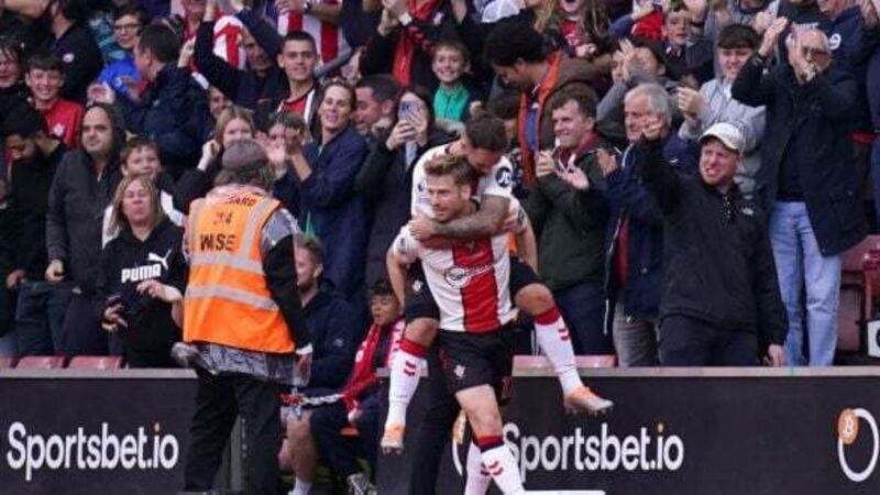 Southampton hit back to draw with Premier League leaders Arsenal