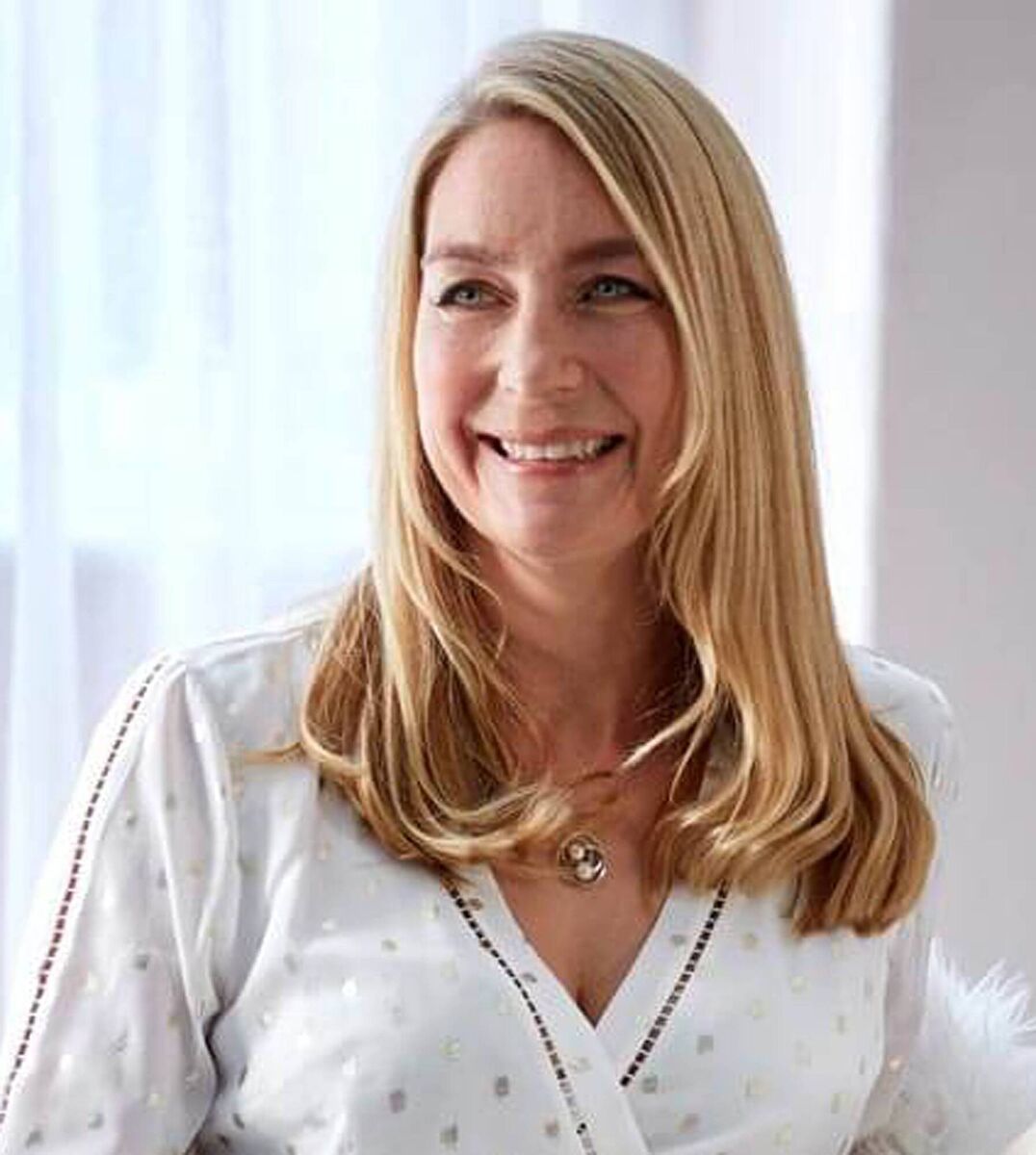 Dr Lindsay Browning, psychologist, neuroscientist and sleep expert for And So To Bed. Dr Lindsay Browning, psychologist, neuroscientist and sleep expert for And So To Bed.