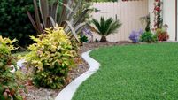 Synthetic Lawn Side Strip
