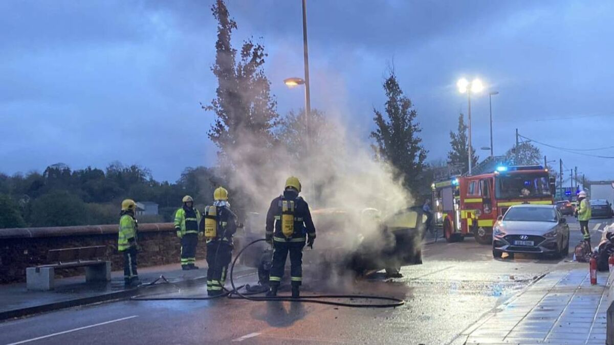 WATCH: Car on fire causes traffic chaos in Fermoy
