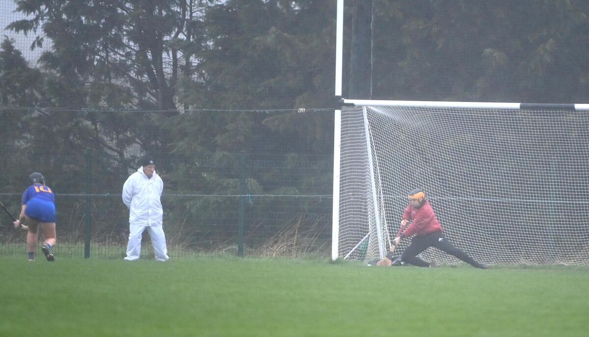 A late penalty by Keeva McCarthy for St Finbarr's is stopped by gaolkeeper Amy Lee, Seandún in the SE Systems Senior Camogie semi-final. Picture: Larry Cummins A late penalty by Keeva McCarthy for St Finbarr's is stopped by gaolkeeper Amy Lee, Seandún in the SE Systems Senior Camogie semi-final. Picture: Larry Cummins
