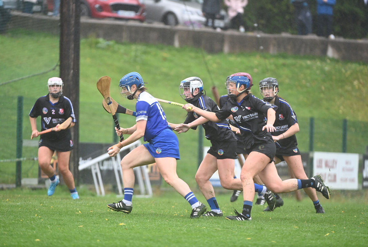Joanne Casey, Inniscarra, blasts in a late goal to give Inniscarra hope in the final minutes of the game against Sarsfields. Picture: Larry Cummins. Joanne Casey, Inniscarra, blasts in a late goal to give Inniscarra hope in the final minutes of the game against Sarsfields. Picture: Larry Cummins.