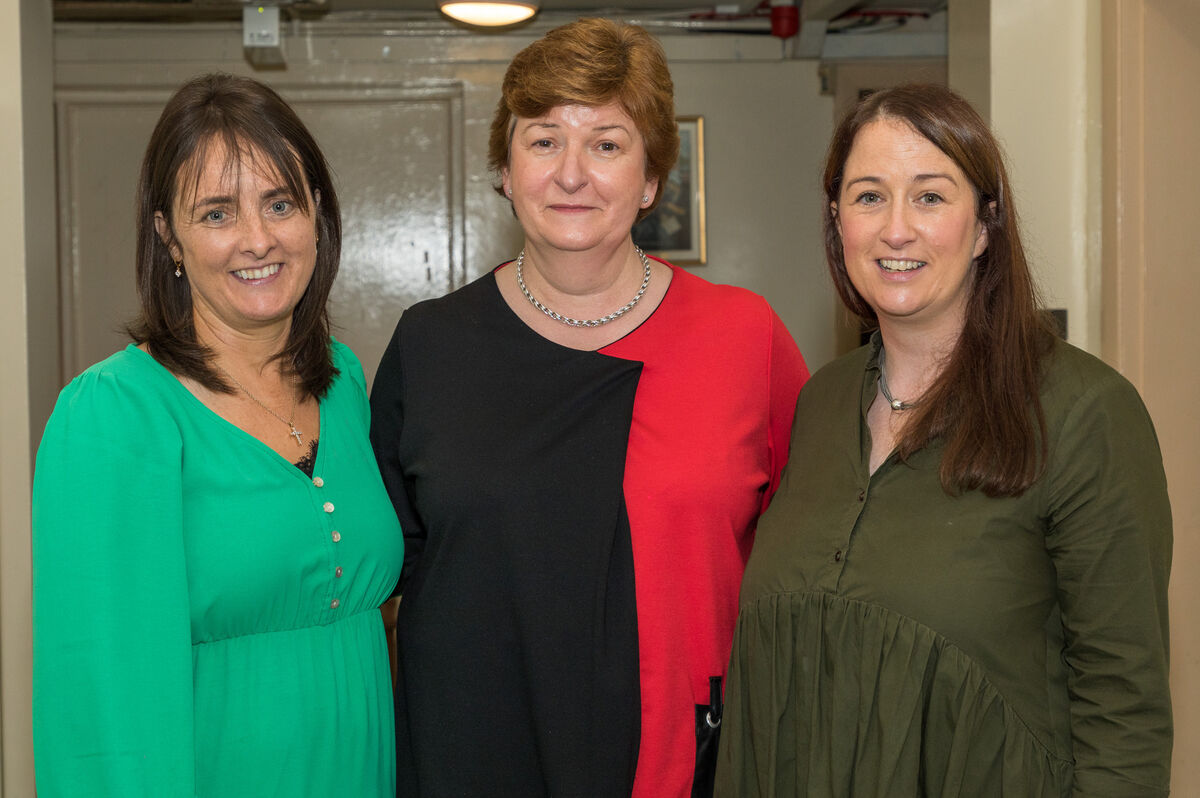 Deirdre Scully, principal Teresa O'Sullivan and Tara O'Sullivan at a retirement presentation to Teresa at Scoil Aiseiri Chriost in Farranree, Cork. - Picture David Creedon