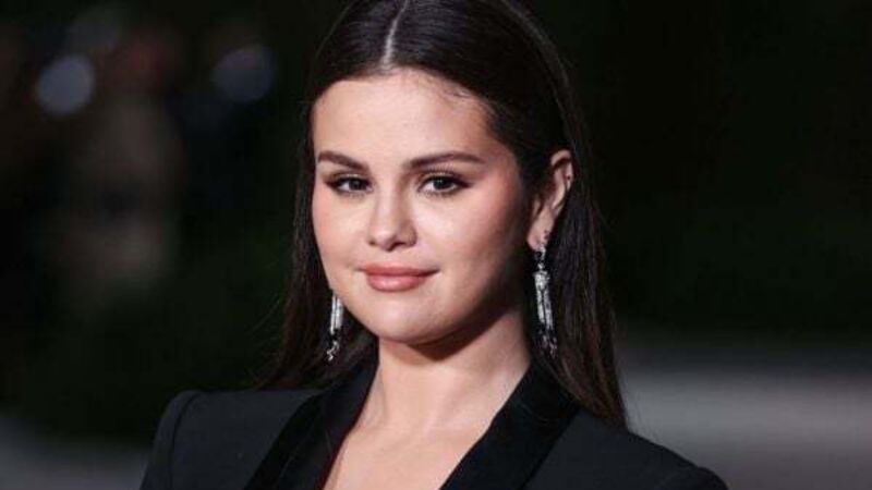 As Selena Gomez opens up in a new documentary: How to spot the signs of psychosis in a loved one