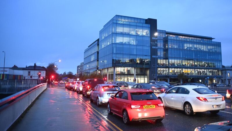 Cork city braces for localised flooding and disruption to traffic this evening