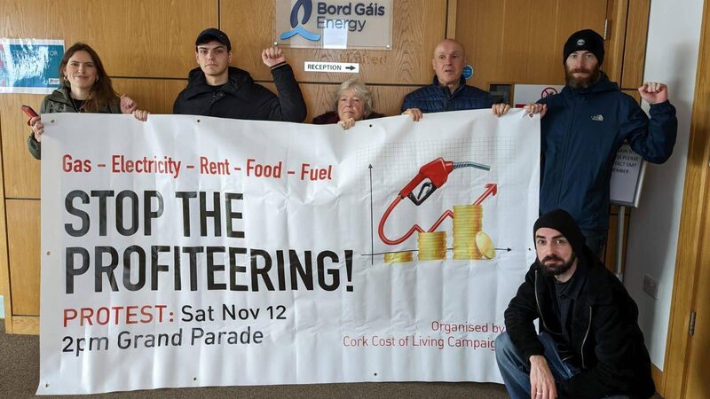 Protesters hold sit-in at Bord Gáis offices in Cork 