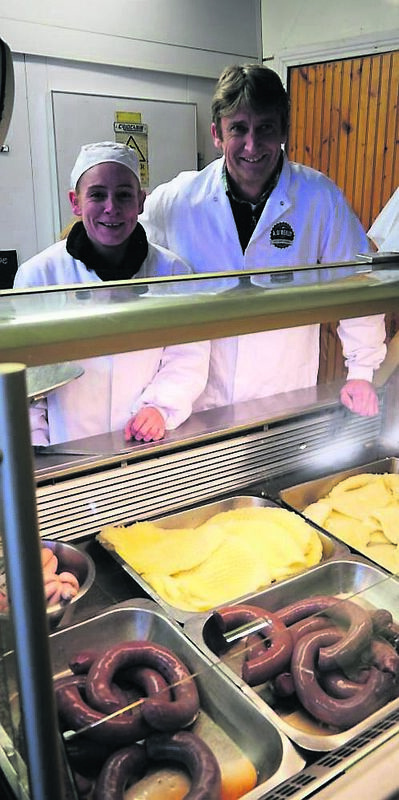 Mary Rose Moore and Donagh O’Reilly selling tripe and drisheen at the English Market.