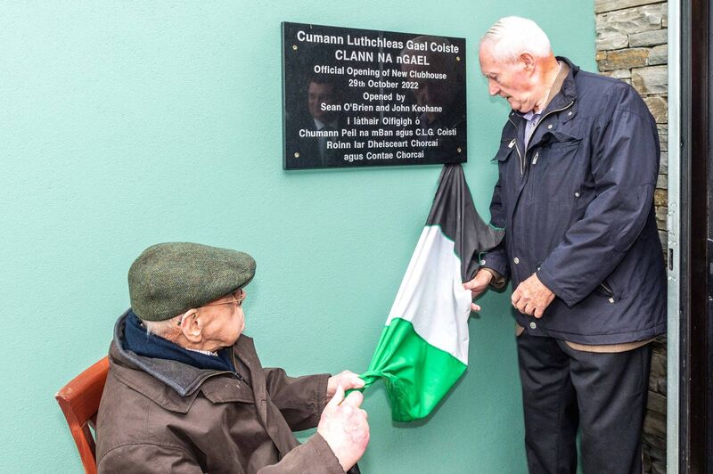 Honorary vice-presidents of Clann na nGael and guests of honour Sean O'Brien and John Keohane unveil the plaque to commemorate the opening of the new clubhouse. Picture: Andy Gibson