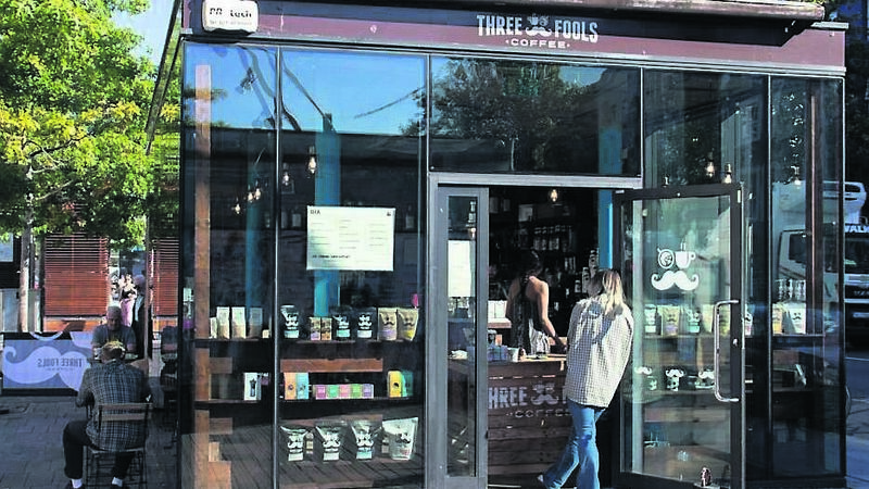 Fools gold: Cafe is an oasis in bustling city Fools gold: Cafe is an oasis in bustling city