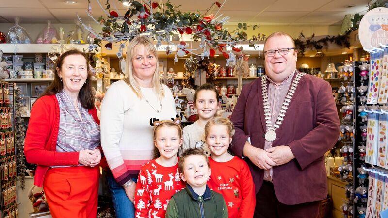 County mayor urges people to shop in their local Cork towns and villages this Christmas