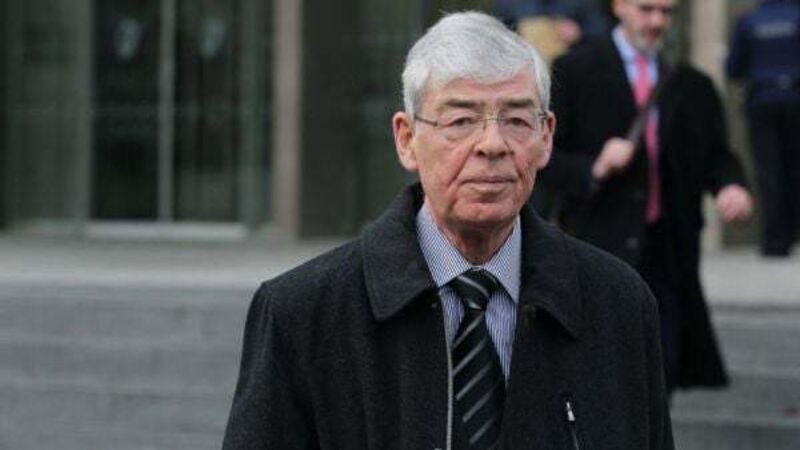 Alan Dukes apologises for comments about people from border counties
