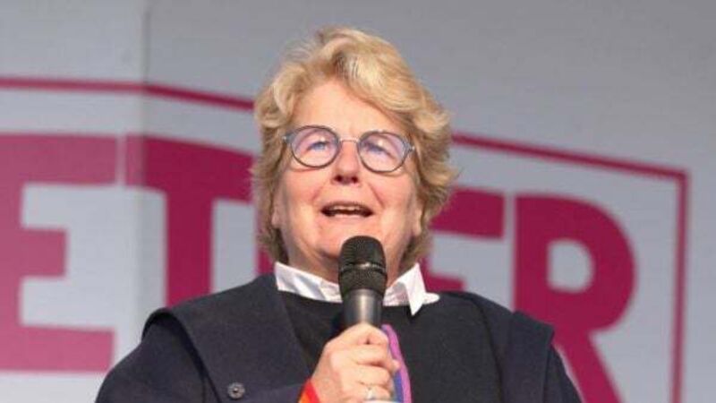 Sandi Toksvig admitted to hospital in Australia with bronchial pneumonia Sandi Toksvig admitted to hospital in Australia with bronchial pneumonia