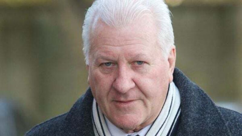 RTÉ broadcaster Ronan Collins steps down from daily music show