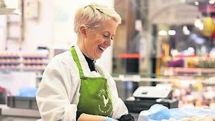 <p class="contextmenu internal_Caption">O’Sullivan’s Poultry has been running in the same family since 1990</p>