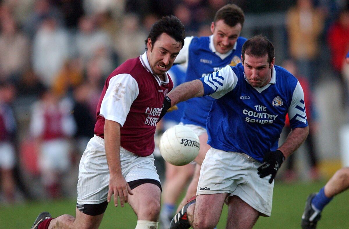 Frankie Arundel breaking past Rathpeacon's Declan McElhenny during the JAFC final at Páirc Uí Rinn in 2003. Picture: Dan Linehan