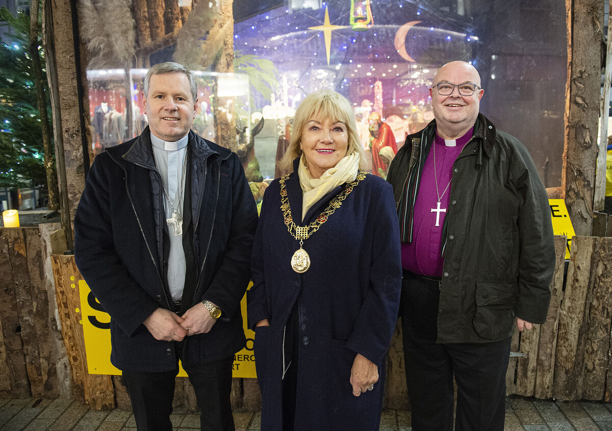 Bishop Fintan Gavin, Bishop of Cork and Ross; Deirdre Forde, The Lord Mayor of Cork and Bishop Paul Colton, Bishop of Cork, Cloyne and Ross , at Cork’s Iconic SHARE Crib Lights Up Patrick Street. Support the annual fundraiser at https://sharecork.org/donations/ Pic: Gerard McCarthy Bishop Fintan Gavin, Bishop of Cork and Ross; Deirdre Forde, The Lord Mayor of Cork and Bishop Paul Colton, Bishop of Cork, Cloyne and Ross , at Cork’s Iconic SHARE Crib Lights Up Patrick Street. Support the annual fundraiser at https://sharecork.org/donations/ Pic: Gerard McCarthy