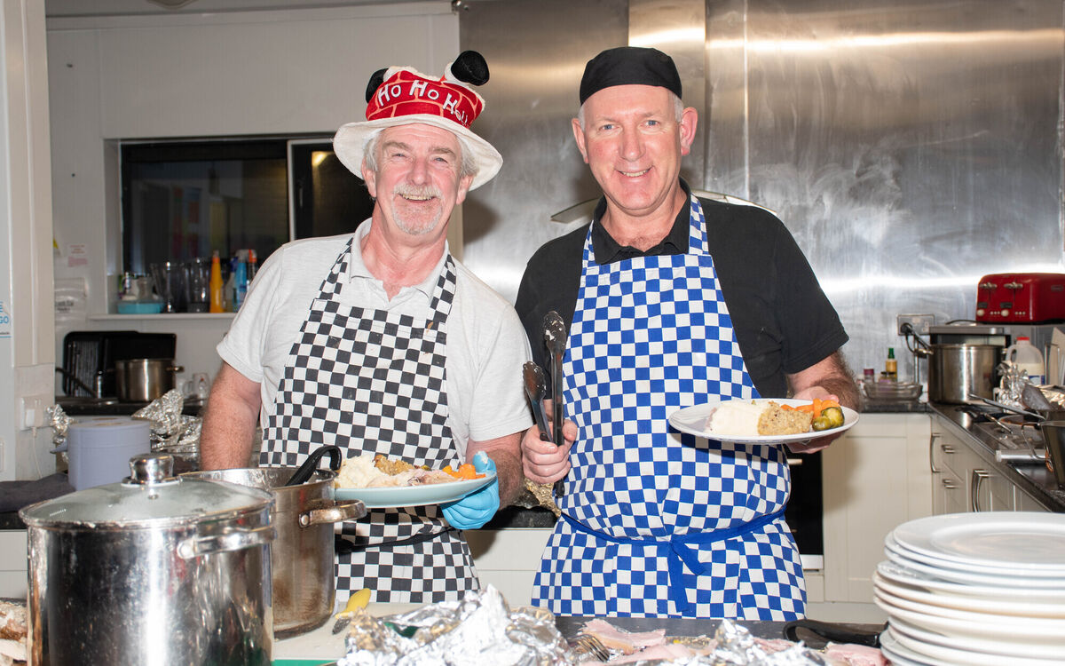 Chefs Ted Nolan and John O'Connor providing Christmas dinners for Ukrainian children in the Linkpoint Youth Centre in Knocknaheeny recently. Picture: Howard Crowdy Chefs Ted Nolan and John O'Connor providing Christmas dinners for Ukrainian children in the Linkpoint Youth Centre in Knocknaheeny recently. Picture: Howard Crowdy