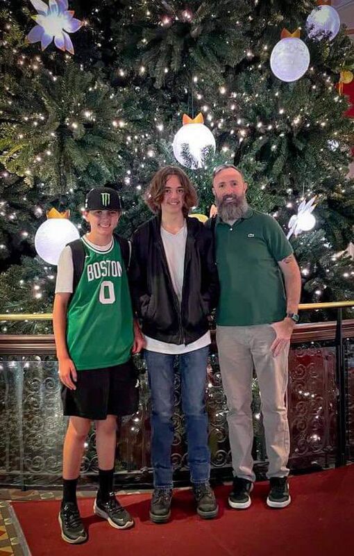 Steven with his sons. Steven with his sons.