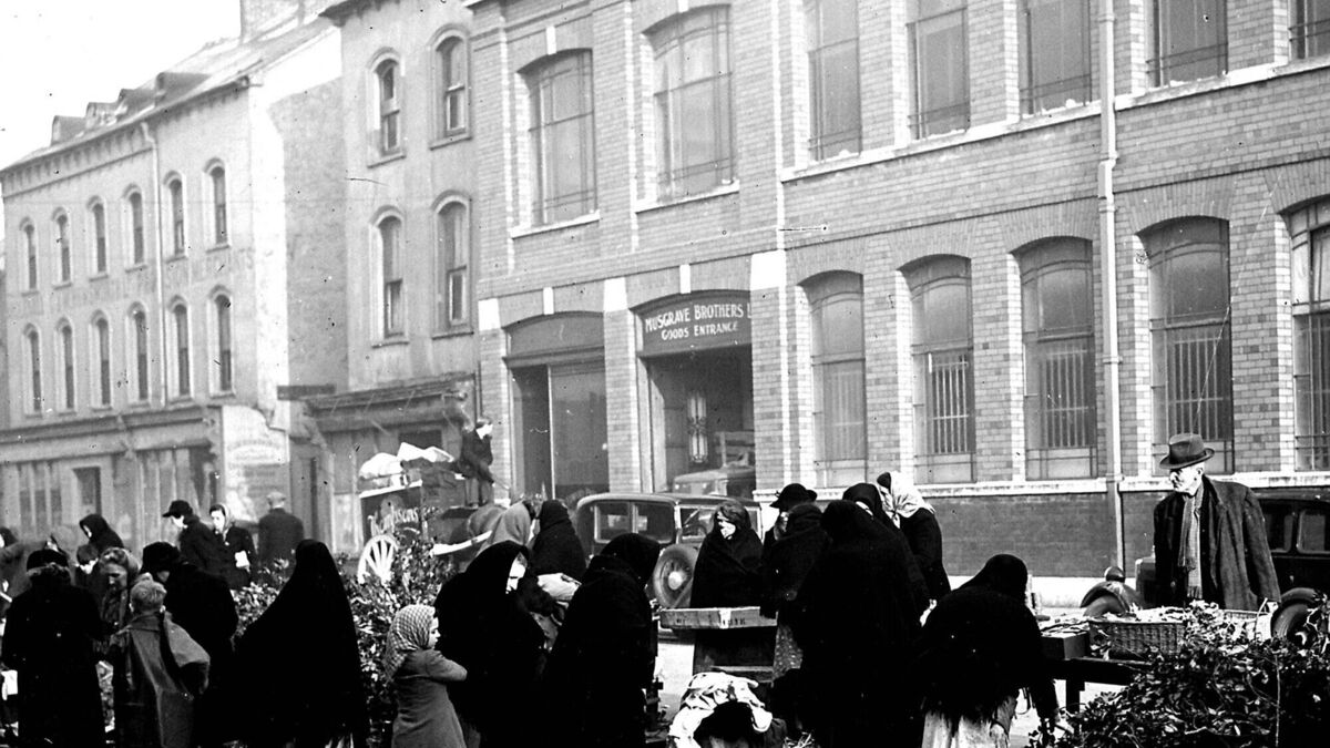 Sights, sounds, and smells of Cork's  Christmas past