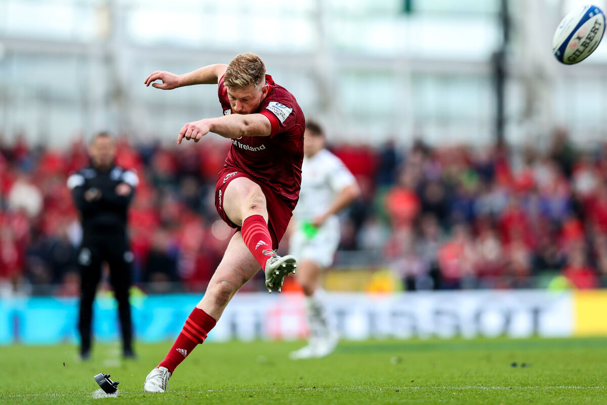 Munster's Ben Healy takes his first kick. Picture: INPHO/Ben Brady Munster's Ben Healy takes his first kick. Picture: INPHO/Ben Brady