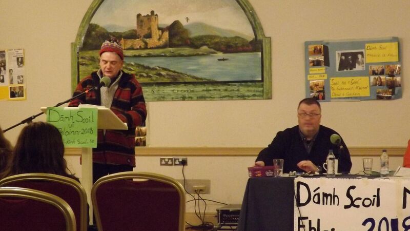 Leanann an traidisiún filíochta ar aghaidh le Dáimhscoil Mhúscraí ar ais i gCúil Aodha