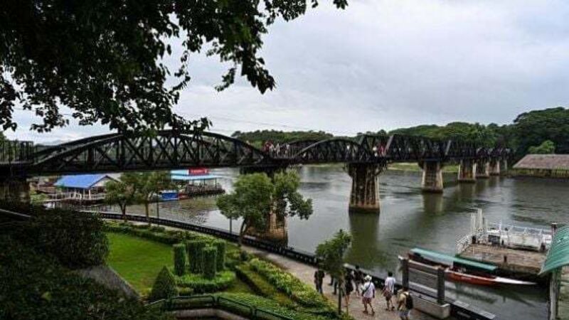 Irishman (45) dies after falling from train in Thailand