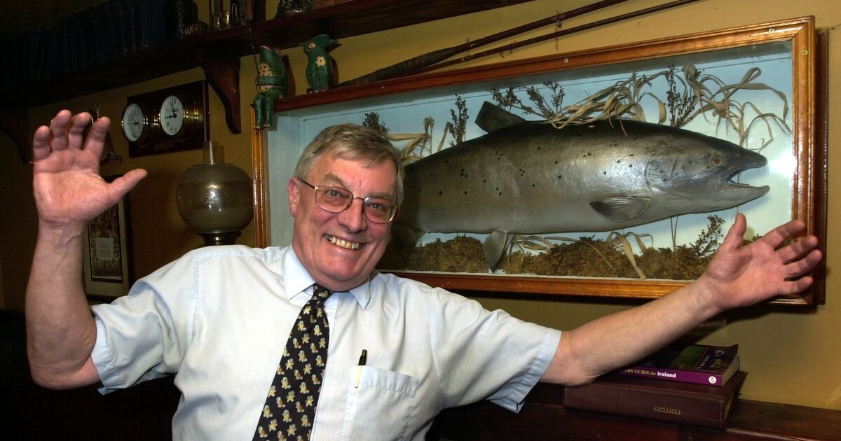 Tributes paid to former city councillor and Cork businessman John Blair following his passing - Vimarsana News