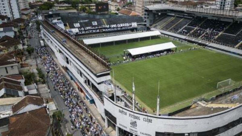 Pele to be buried today after lying in state at Urbano Caldeira stadium
