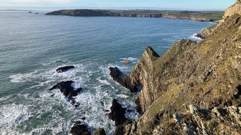 RNLI and Coast Guard crews rescue three stranded dogs from cliff in Cork RNLI and Coast Guard crews rescue three stranded dogs from cliff in Cork