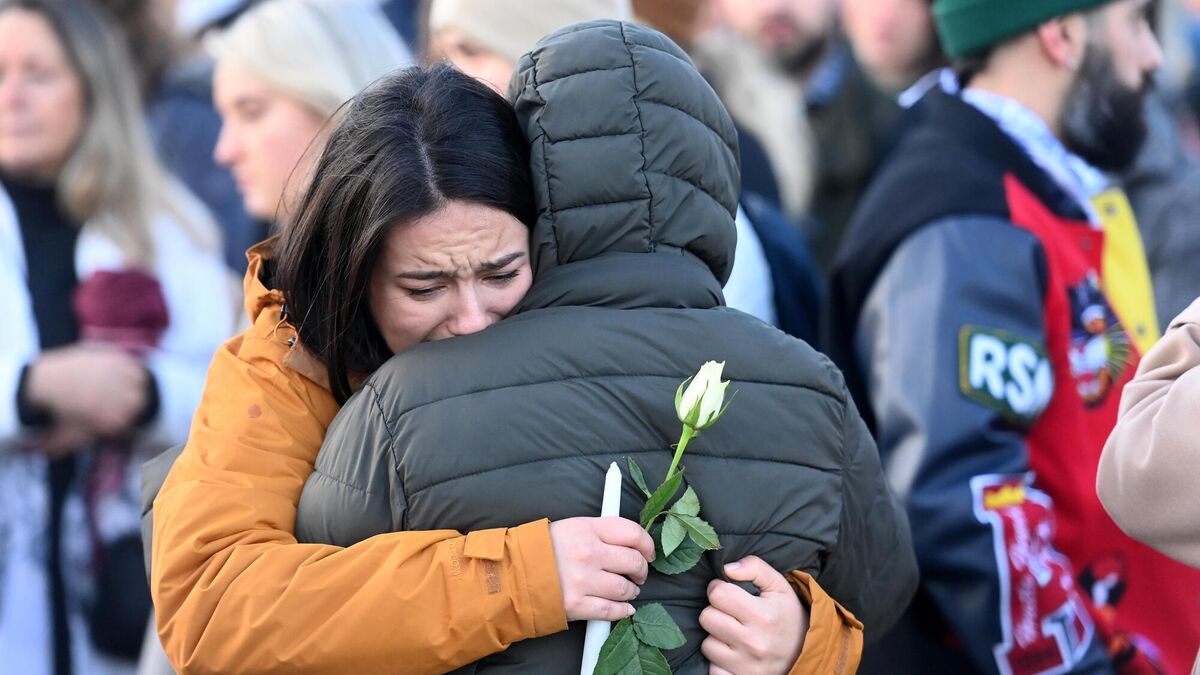 Emotional vigil for Bruna Fonseca in Cork 