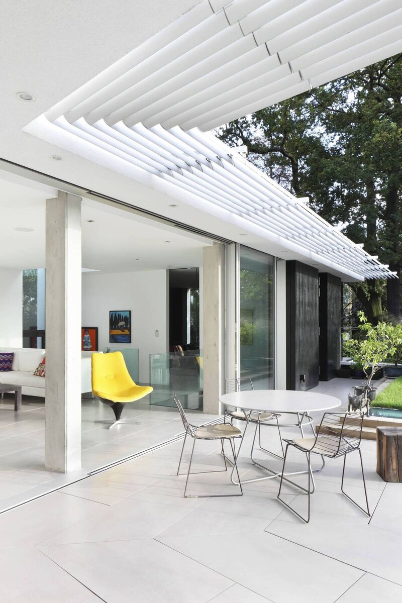 The temperature-regulating design trend is also popular now. The temperature-regulating design trend is also popular now.