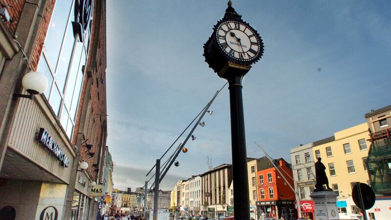 Cork City Council commissions repair works to city’s historic Mangan's Clock