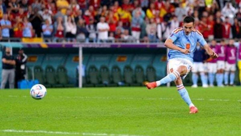 Wolves agree deal for Spain and Paris St Germain midfielder Pablo Sarabia