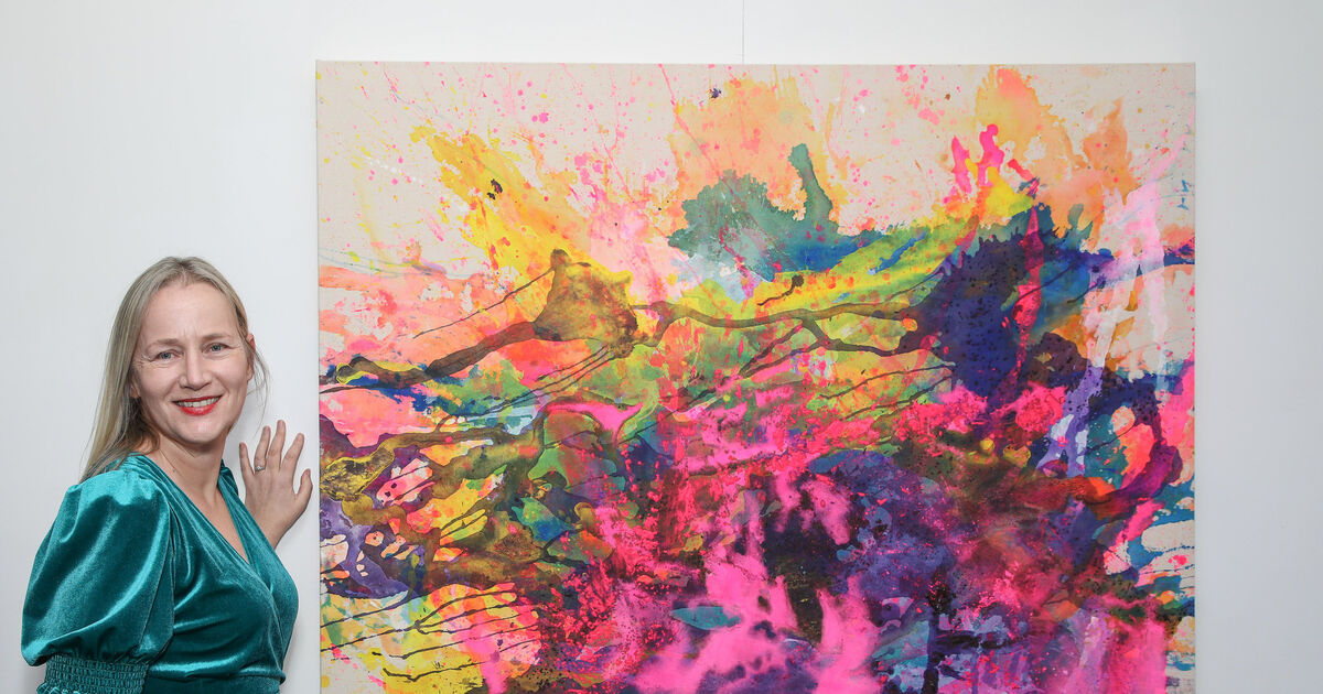 12 female artists showcase their works at Cork venue - Vimarsana News