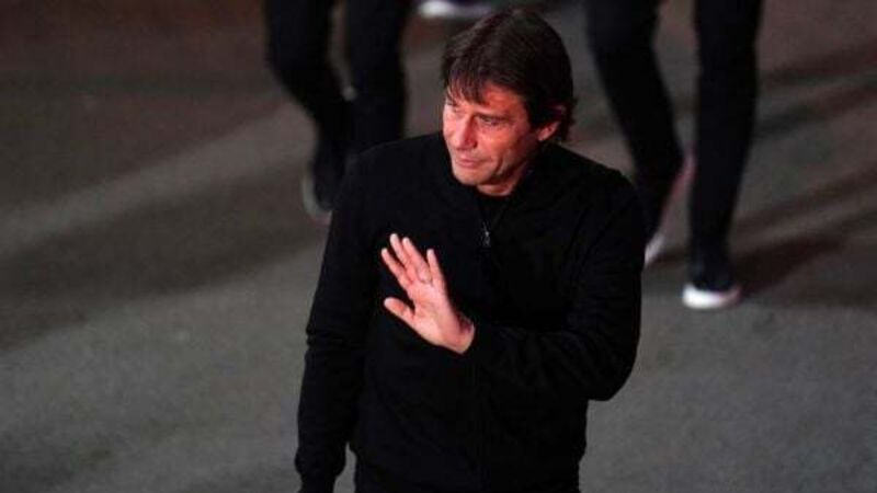 Antonio Conte left questioning long-term future after losing three close friends