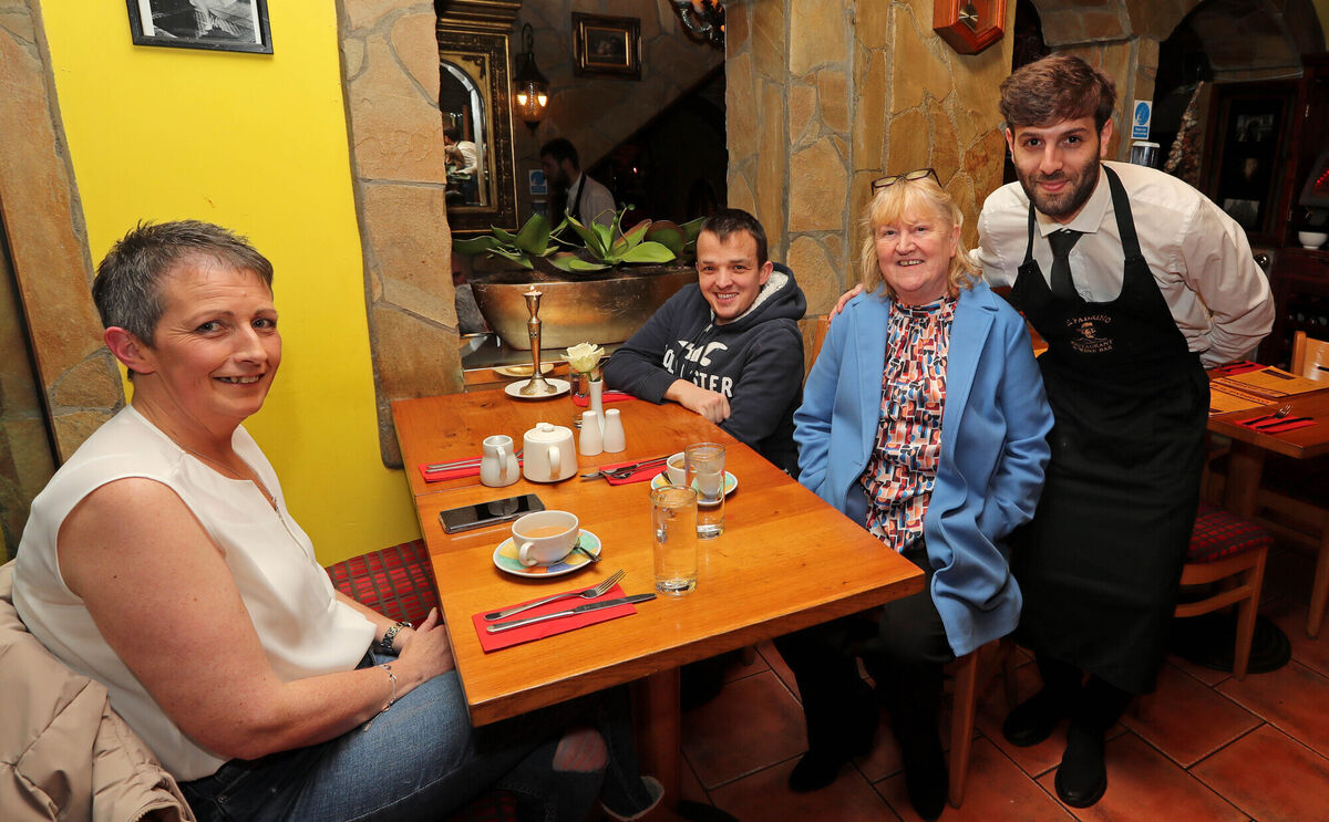  Louise Keenan and Anthony Hennigan, volunteers, Caitriona Twomey and Alejandro Pinero Goma, Il Padrino. Picture: Jim Coughlan.