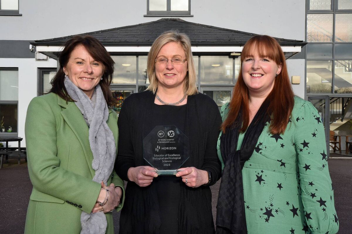 Bridget Lehane (Science Teacher), pictured centre, with Ms.Ann Doherty: Principal & Ms.Delahunty: Vice Principal, Coláiste Muire Réalt na Mara Crosshaven. Picture: Siobhán Russell Bridget Lehane (Science Teacher), pictured centre, with Ms.Ann Doherty: Principal & Ms.Delahunty: Vice Principal, Coláiste Muire Réalt na Mara Crosshaven. Picture: Siobhán Russell