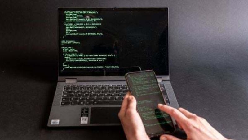 HSE employee seeks to compel DPC to investigate alleged work phone data breach