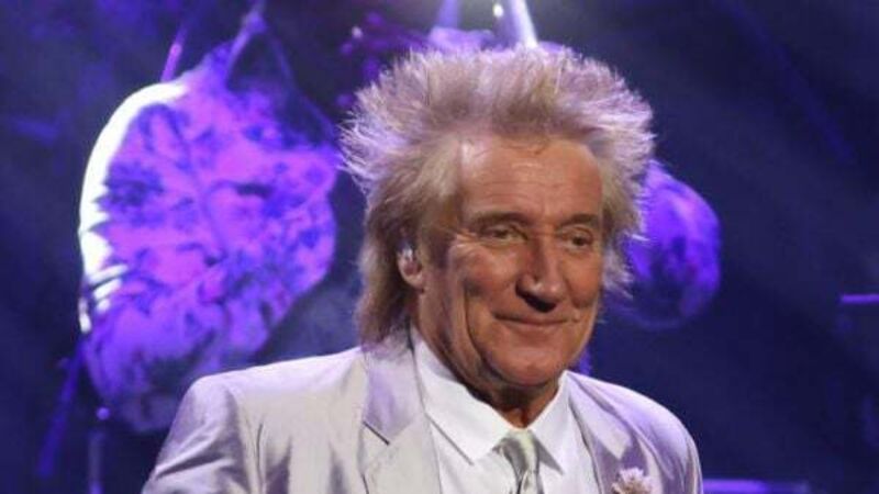Rod Stewart calls news programme phone-in to offer to pay for hospital scans