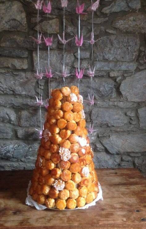 Croque em Bouche. Croque em Bouche.