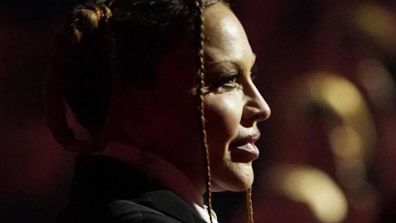 Madonna, loud critic of ageism ... what in hell have you done?