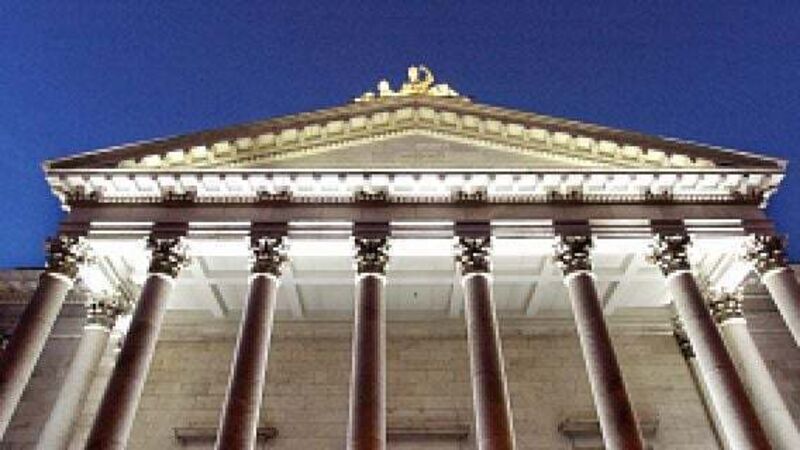 Gang member threatened to burn down house of innocent couple in Cork