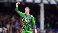 Jordan Pickford agrees new Everton contract