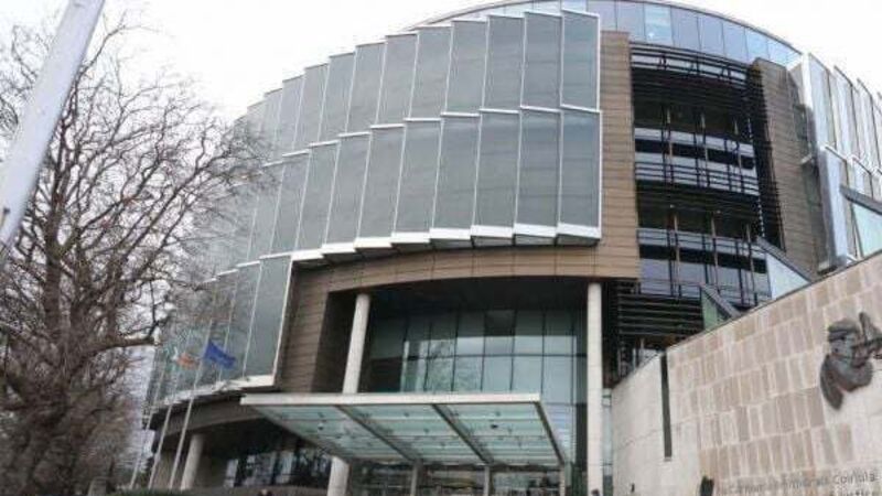 Man pleads guilty to having hundreds of rounds of ammunition and dealing drugs for organised crime gang