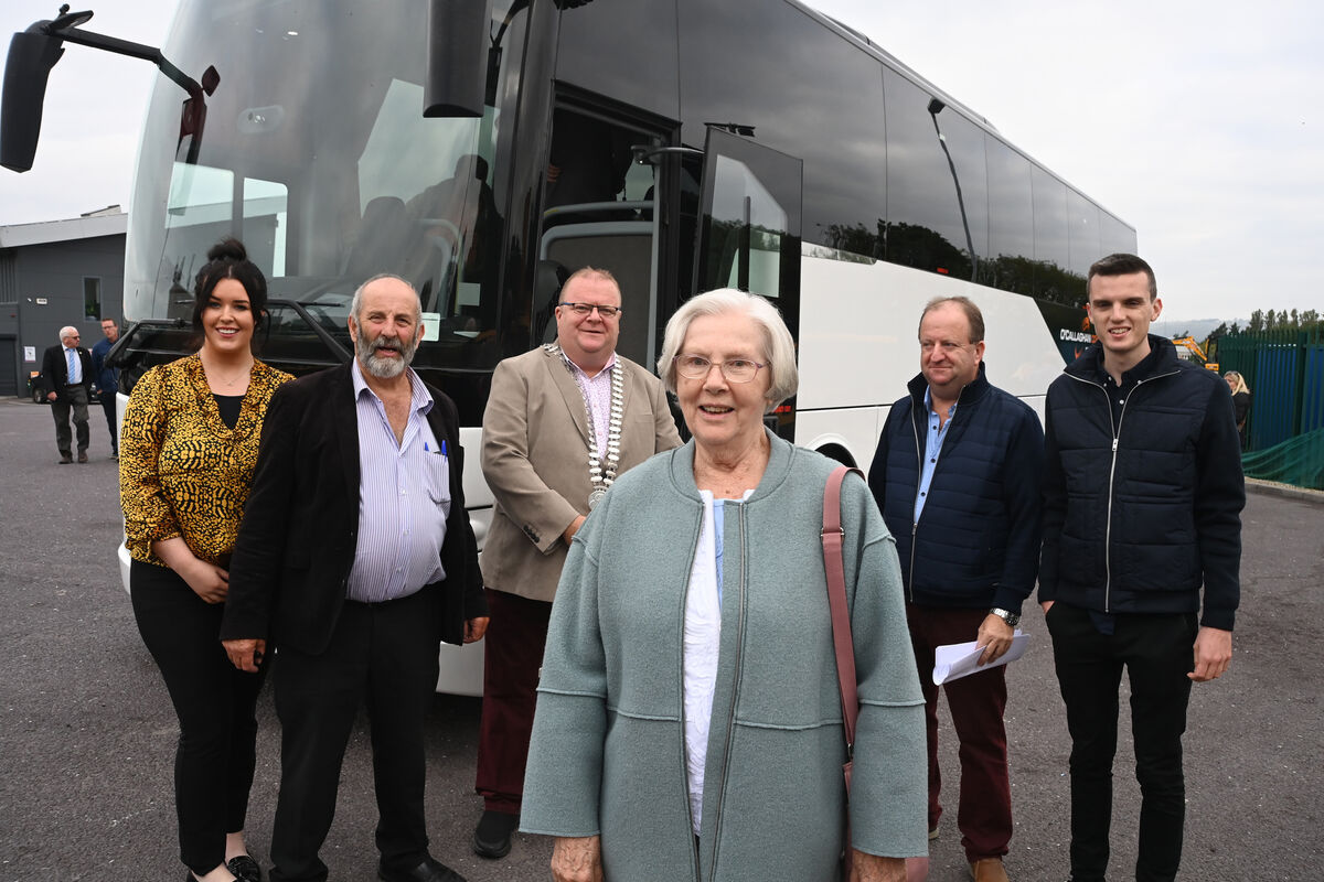 The 100th Bus trip to Belfast for people getting cataract surgery at Kings Bridge Private Hospital in Northern Ireland departed Cork/Kerry on Saturday morning. .Getting on the bus is Margaret Leahy from Newcestown, Co Cork with (rear) Niamh Moloney of Kings Bridge Private Hospital , Danny Healy-Rae, TD; Cllr Danny Collins, Mayor of the County of Cork, Michael Collins, TD and Cllr Ben Dalton,. Pic Larry Cummins The 100th Bus trip to Belfast for people getting cataract surgery at Kings Bridge Private Hospital in Northern Ireland departed Cork/Kerry on Saturday morning. .Getting on the bus is Margaret Leahy from Newcestown, Co Cork with (rear) Niamh Moloney of Kings Bridge Private Hospital , Danny Healy-Rae, TD; Cllr Danny Collins, Mayor of the County of Cork, Michael Collins, TD and Cllr Ben Dalton,. Pic Larry Cummins