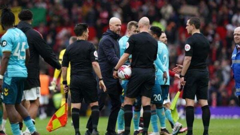 Erik ten Hag criticises ‘inconsistent’ refereeing after Man United draw Erik ten Hag criticises ‘inconsistent’ refereeing after Man United draw