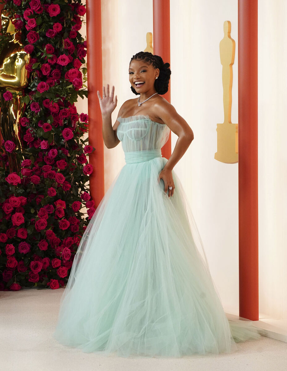 Halle Bailey arrives at the Oscars. (Photo by Jordan Strauss/Invision/AP)