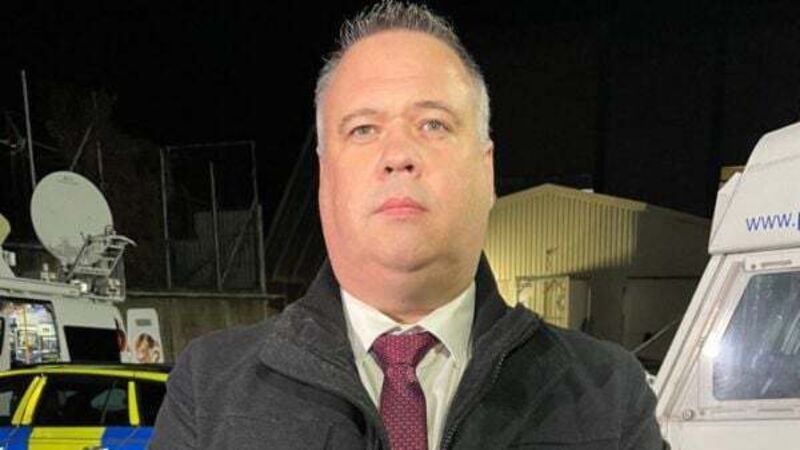 Man held over New IRA claim following shooting of Northern Ireland detective Man held over New IRA claim following shooting of Northern Ireland detective